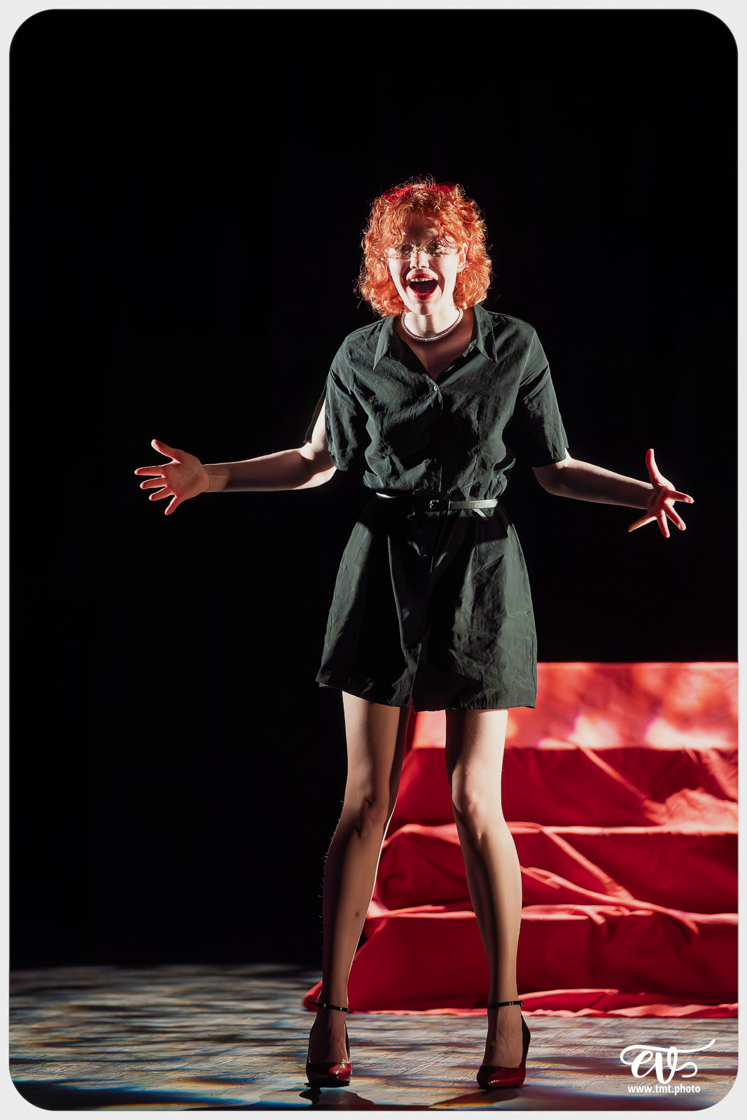 BLANCHE-NEIGE FOUTUE FORET